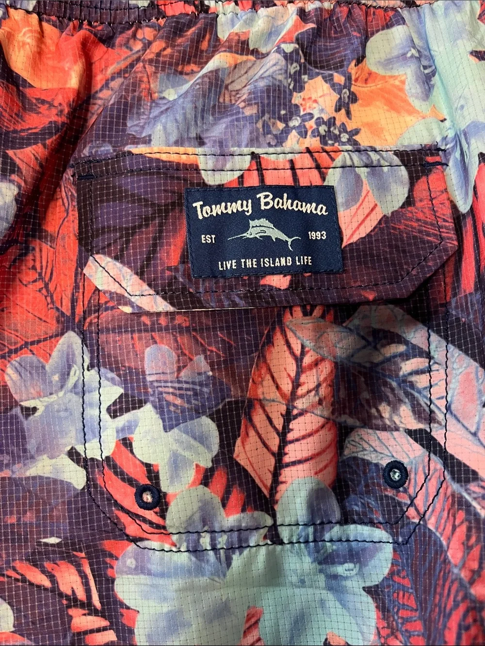 Tommy Bahamas Baja Techno Flora Hybrid Board Short XXL floral Hawaiian swim